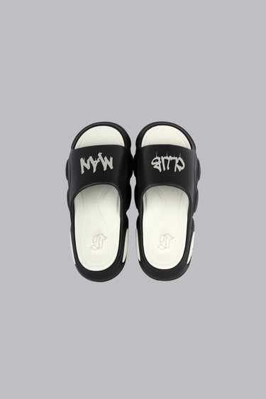 Clubman "Cloud Black" Slide