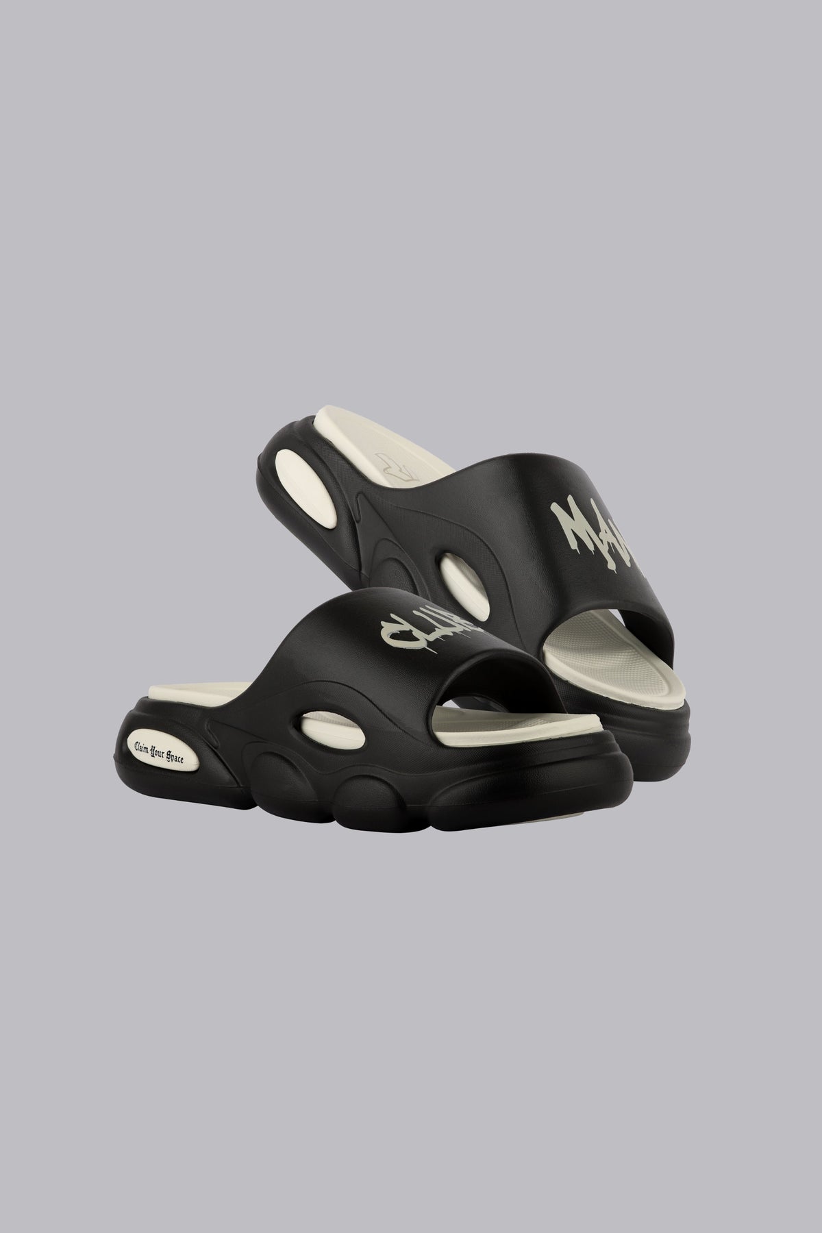 Clubman "Cloud Black" Slide