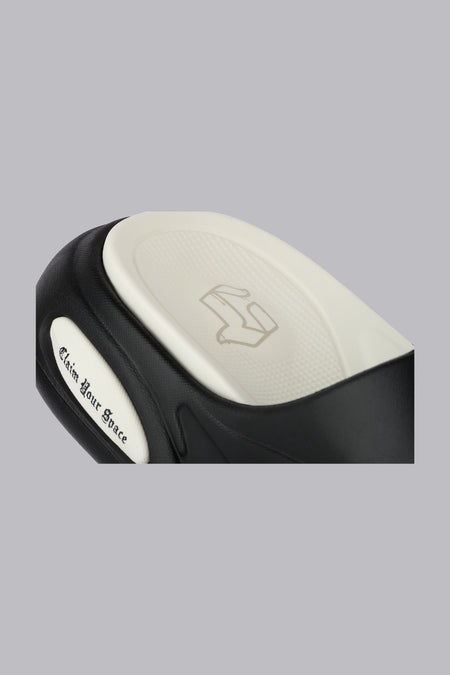 Clubman "Cloud Black" Slide